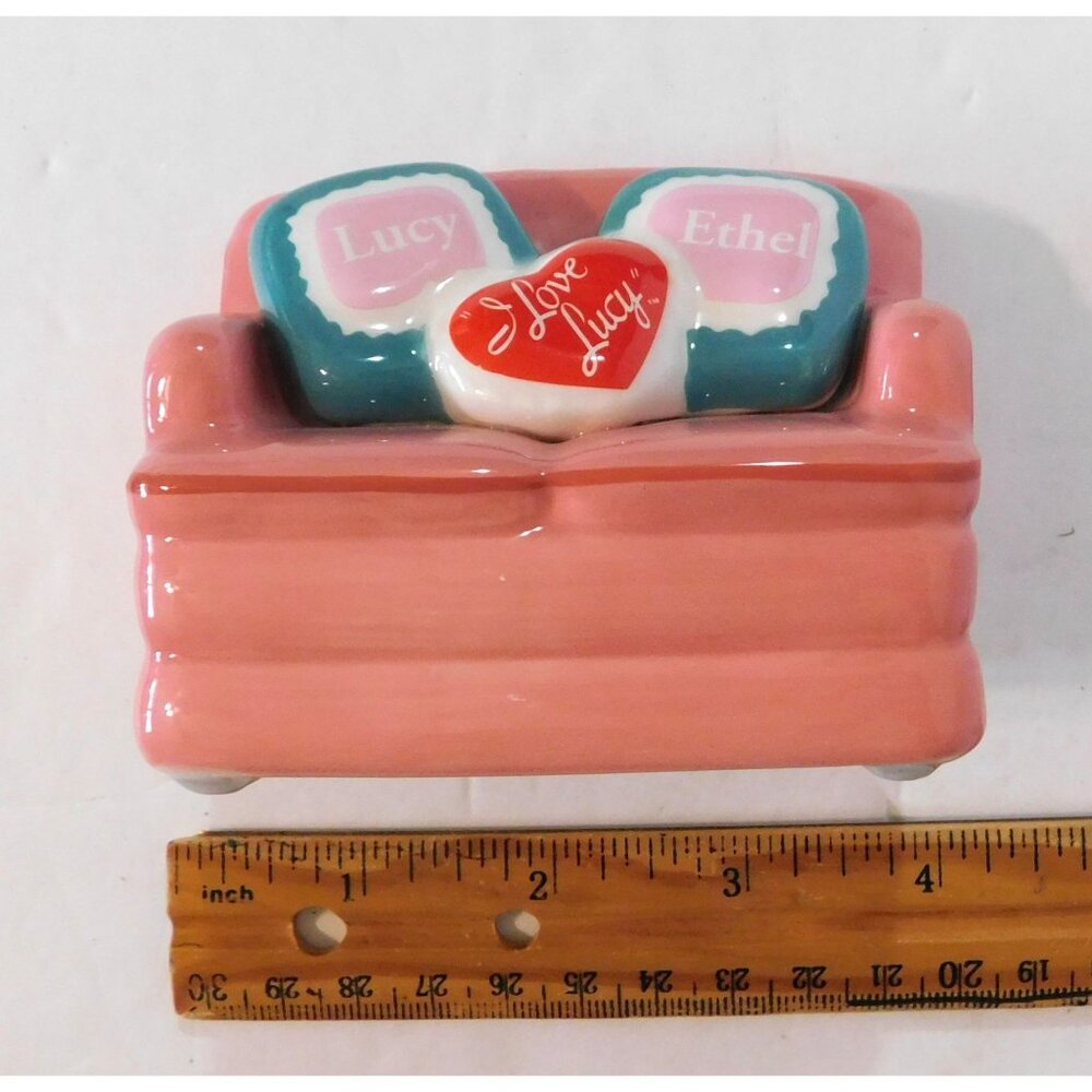 I Love Lucy Job Switching Salt Pepper Shakers Chocolate Factory Ethyl NEW Boxed - Picture 8 of 12